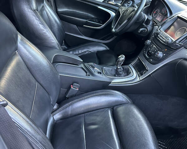 Коричневый Опель Инсигния, объемом двигателя 2 л и пробегом 260 тыс. км за 10850 $, фото 28 на Automoto.ua