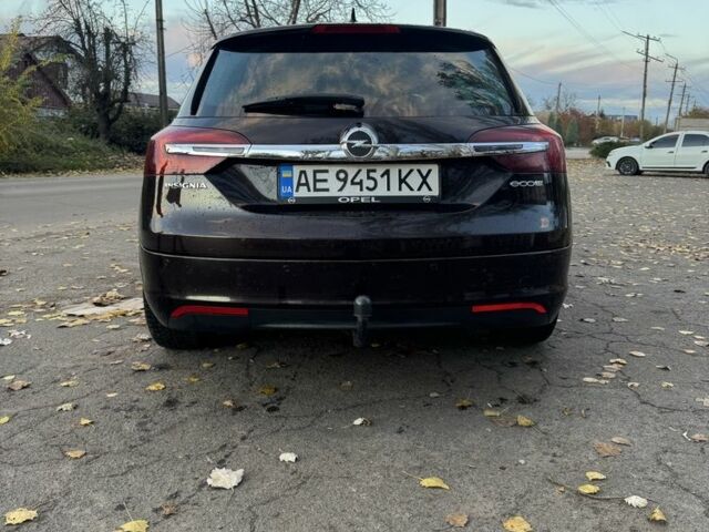 Коричневый Опель Инсигния, объемом двигателя 2 л и пробегом 218 тыс. км за 11300 $, фото 3 на Automoto.ua