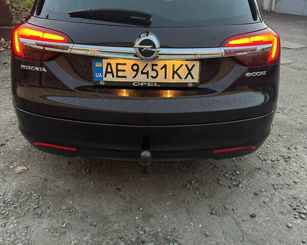 Коричневый Опель Инсигния, объемом двигателя 1.96 л и пробегом 218 тыс. км за 10700 $, фото 16 на Automoto.ua