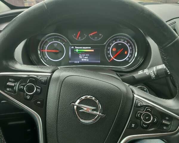 Коричневый Опель Инсигния, объемом двигателя 2 л и пробегом 190 тыс. км за 11700 $, фото 9 на Automoto.ua