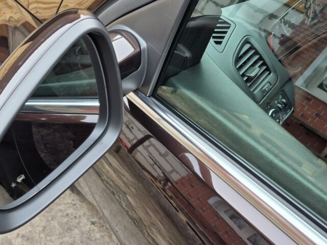 Коричневый Опель Инсигния, объемом двигателя 2 л и пробегом 120 тыс. км за 11200 $, фото 9 на Automoto.ua