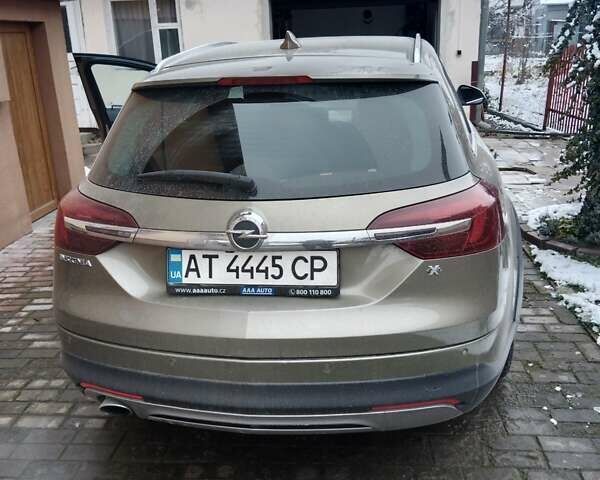 Коричневый Опель Инсигния, объемом двигателя 1.96 л и пробегом 210 тыс. км за 13300 $, фото 4 на Automoto.ua