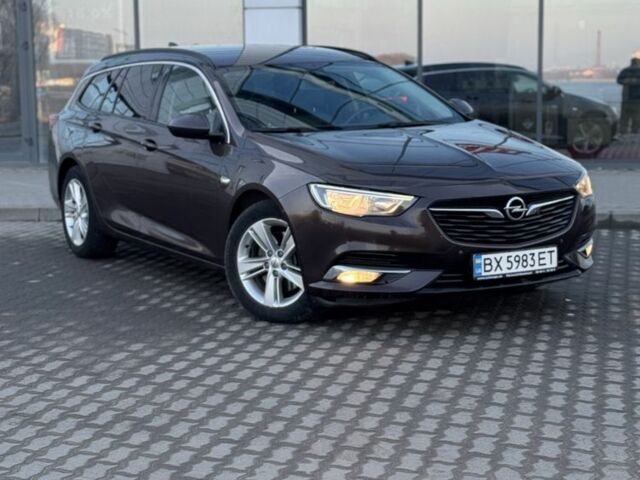 Коричневий Опель Інсігнія, об'ємом двигуна 2 л та пробігом 240 тис. км за 6000 $, фото 1 на Automoto.ua