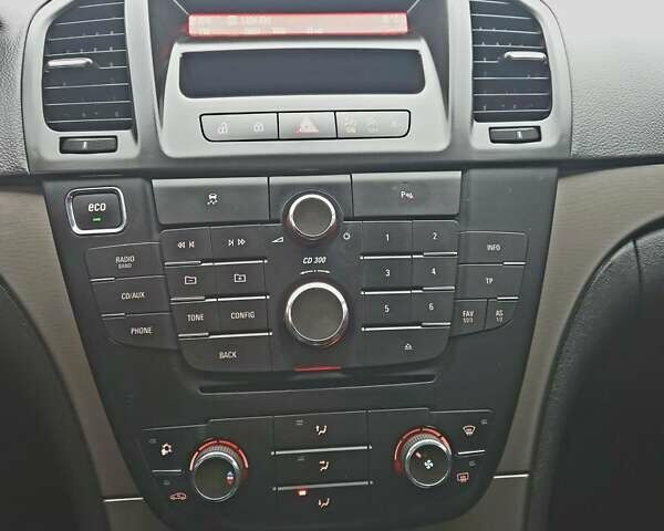 Коричневый Опель Инсигния, объемом двигателя 1.4 л и пробегом 217 тыс. км за 6499 $, фото 22 на Automoto.ua