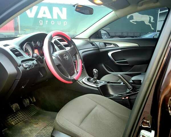 Коричневый Опель Инсигния, объемом двигателя 1.4 л и пробегом 217 тыс. км за 6499 $, фото 8 на Automoto.ua