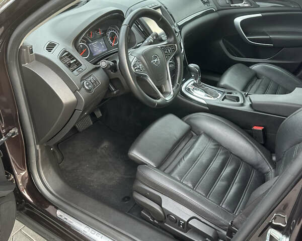 Коричневый Опель Инсигния, объемом двигателя 1.6 л и пробегом 158 тыс. км за 13800 $, фото 31 на Automoto.ua