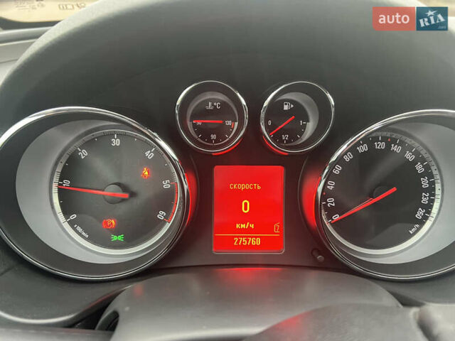 Опель Инсигния 2010 в Житомире на Automoto.ua Красный Опель Инсигния, объемом двигателя 2 л и пробегом 275 тыс. км за 7500 $, фото 11 на Automoto.ua