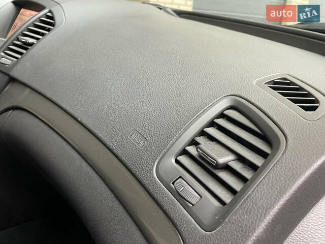 Червоний Опель Інсігнія, об'ємом двигуна 2 л та пробігом 210 тис. км за 6750 $, фото 43 на Automoto.ua