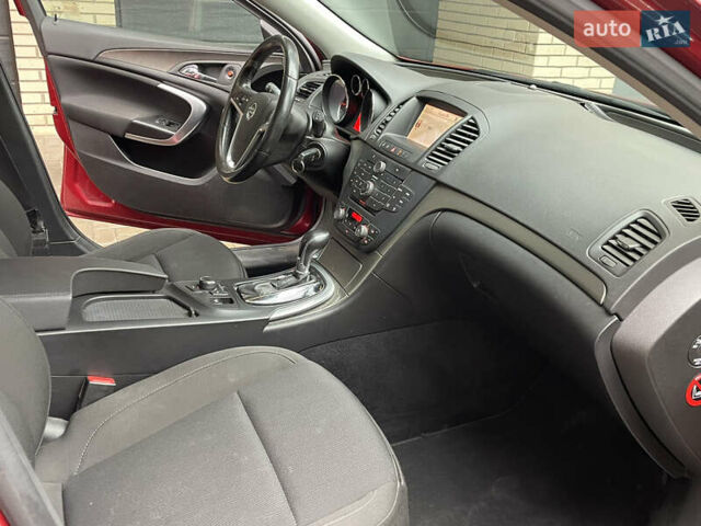 Червоний Опель Інсігнія, об'ємом двигуна 2 л та пробігом 210 тис. км за 6750 $, фото 42 на Automoto.ua