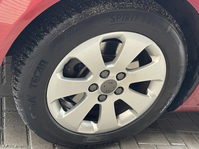 Червоний Опель Інсігнія, об'ємом двигуна 2 л та пробігом 210 тис. км за 6750 $, фото 12 на Automoto.ua