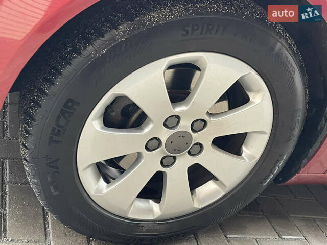 Червоний Опель Інсігнія, об'ємом двигуна 2 л та пробігом 210 тис. км за 6750 $, фото 20 на Automoto.ua