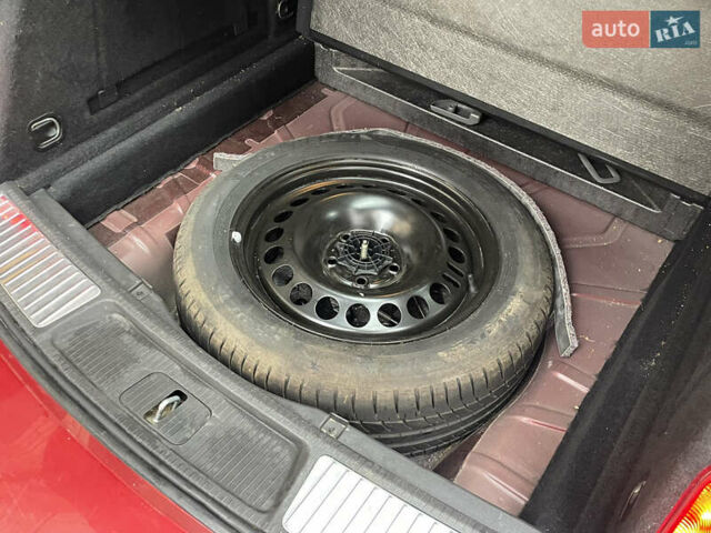 Червоний Опель Інсігнія, об'ємом двигуна 2 л та пробігом 210 тис. км за 6750 $, фото 57 на Automoto.ua