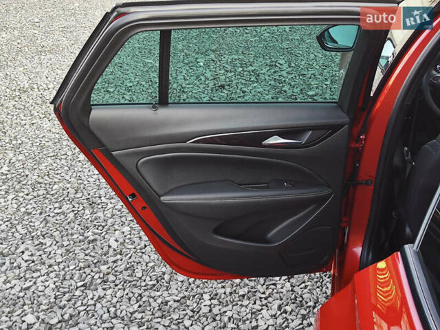 Красный Опель Инсигния, объемом двигателя 2 л и пробегом 165 тыс. км за 16999 $, фото 47 на Automoto.ua