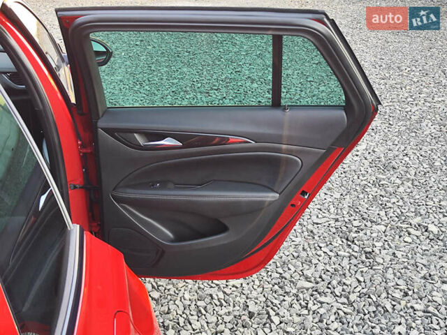 Красный Опель Инсигния, объемом двигателя 2 л и пробегом 165 тыс. км за 16999 $, фото 56 на Automoto.ua