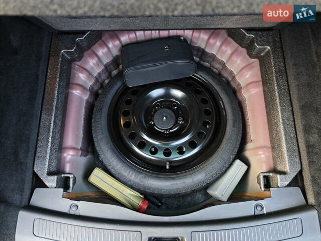 Красный Опель Инсигния, объемом двигателя 2 л и пробегом 164 тыс. км за 16999 $, фото 46 на Automoto.ua