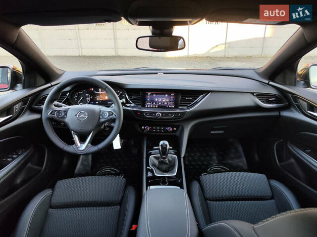 Красный Опель Инсигния, объемом двигателя 2 л и пробегом 165 тыс. км за 16999 $, фото 25 на Automoto.ua