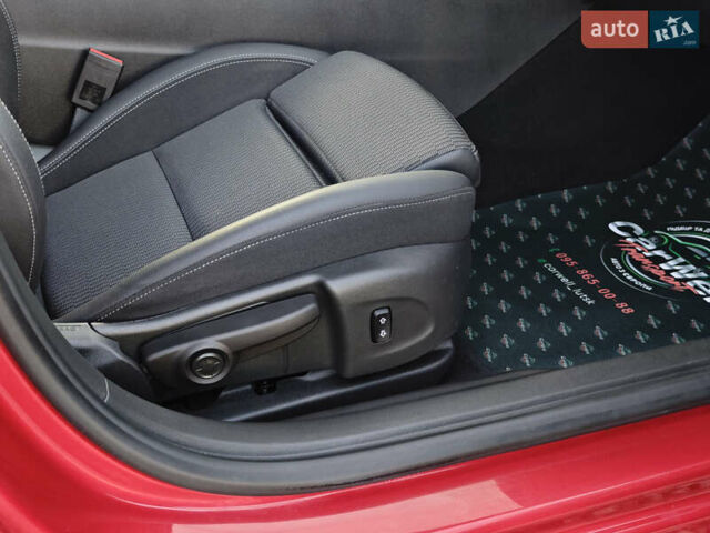 Красный Опель Инсигния, объемом двигателя 2 л и пробегом 164 тыс. км за 16999 $, фото 53 на Automoto.ua