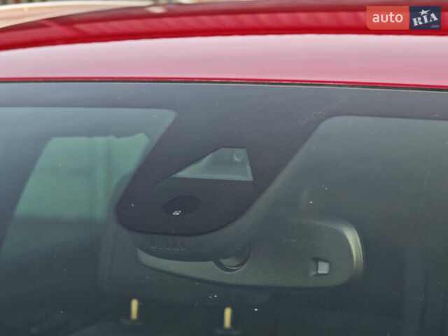 Красный Опель Инсигния, объемом двигателя 2 л и пробегом 164 тыс. км за 16999 $, фото 11 на Automoto.ua