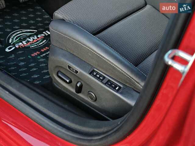 Красный Опель Инсигния, объемом двигателя 2 л и пробегом 164 тыс. км за 16999 $, фото 22 на Automoto.ua