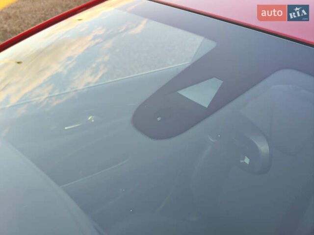 Красный Опель Инсигния, объемом двигателя 2 л и пробегом 165 тыс. км за 16999 $, фото 14 на Automoto.ua