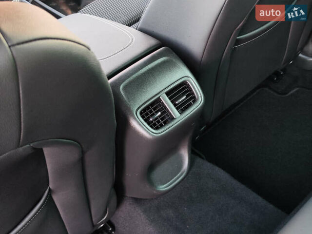 Красный Опель Инсигния, объемом двигателя 2 л и пробегом 165 тыс. км за 16999 $, фото 51 на Automoto.ua