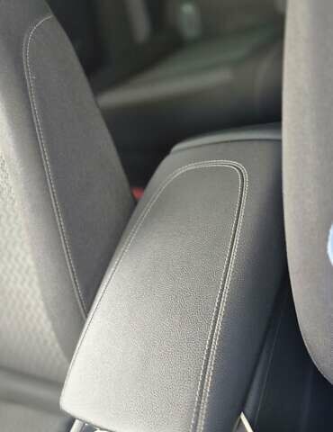 Красный Опель Инсигния, объемом двигателя 1.6 л и пробегом 130 тыс. км за 13999 $, фото 45 на Automoto.ua