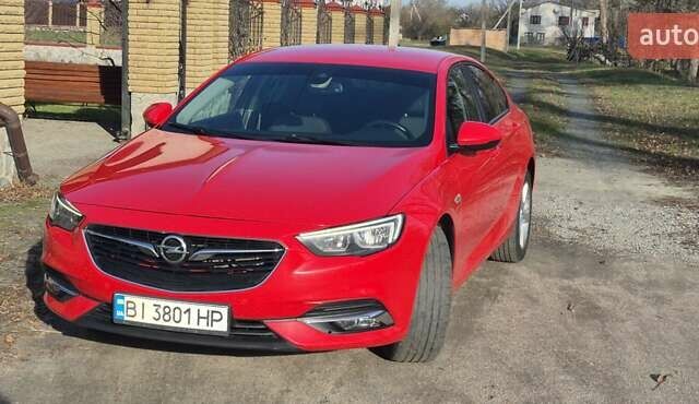 Красный Опель Инсигния, объемом двигателя 1.6 л и пробегом 130 тыс. км за 13999 $, фото 4 на Automoto.ua
