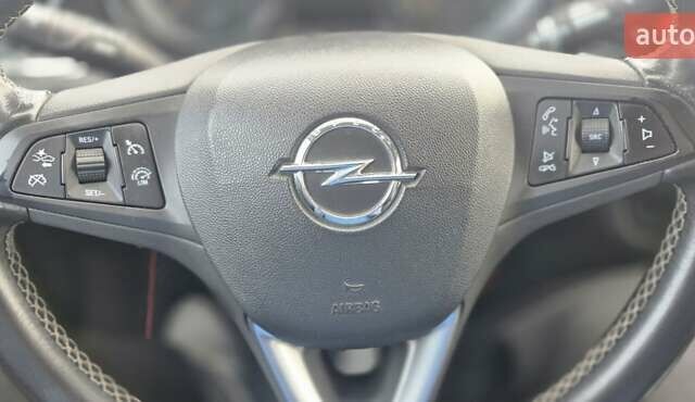 Красный Опель Инсигния, объемом двигателя 1.6 л и пробегом 130 тыс. км за 13999 $, фото 11 на Automoto.ua