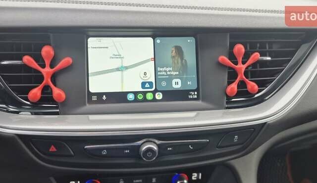 Красный Опель Инсигния, объемом двигателя 1.6 л и пробегом 130 тыс. км за 13999 $, фото 36 на Automoto.ua