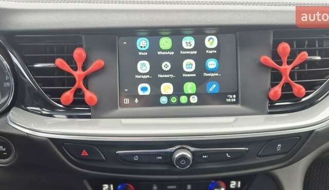 Красный Опель Инсигния, объемом двигателя 1.6 л и пробегом 130 тыс. км за 13999 $, фото 35 на Automoto.ua