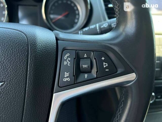 Опель Інсігнія, об'ємом двигуна 0 л та пробігом 223 тис. км за 9600 $, фото 27 на Automoto.ua