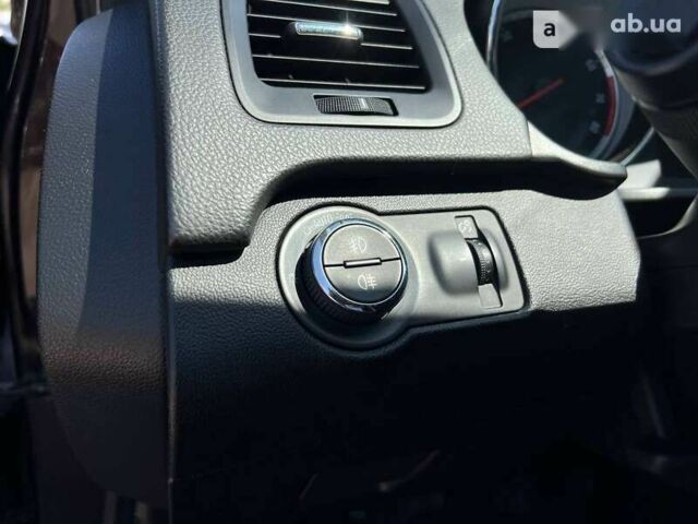 Опель Інсігнія, об'ємом двигуна 0 л та пробігом 223 тис. км за 9600 $, фото 29 на Automoto.ua