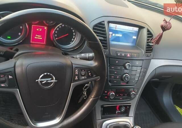 Опель Інсігнія, об'ємом двигуна 1.96 л та пробігом 221 тис. км за 7900 $, фото 4 на Automoto.ua