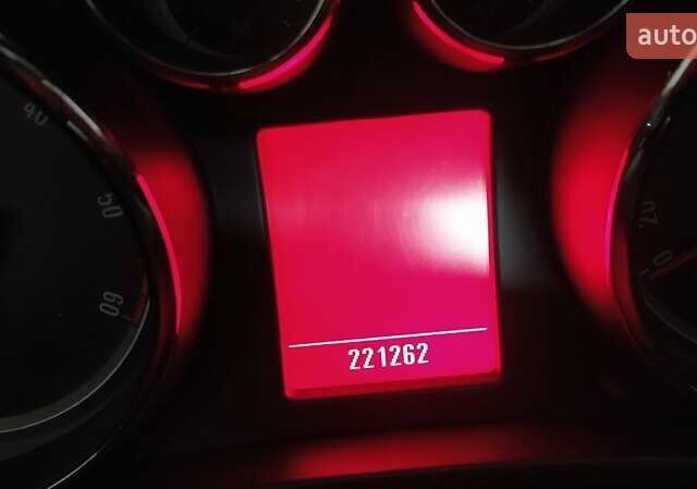 Опель Інсігнія, об'ємом двигуна 1.96 л та пробігом 221 тис. км за 7900 $, фото 12 на Automoto.ua