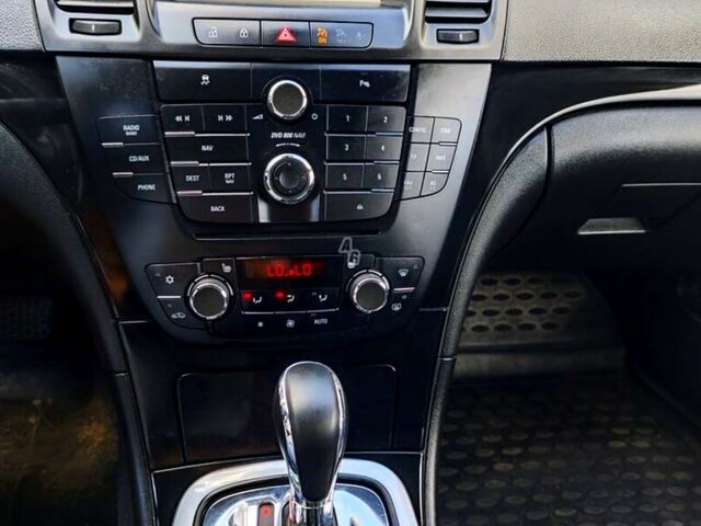 Опель Инсигния, объемом двигателя 2 л и пробегом 322 тыс. км за 6000 $, фото 10 на Automoto.ua