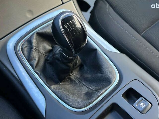 Опель Інсігнія, об'ємом двигуна 2 л та пробігом 216 тис. км за 6650 $, фото 14 на Automoto.ua