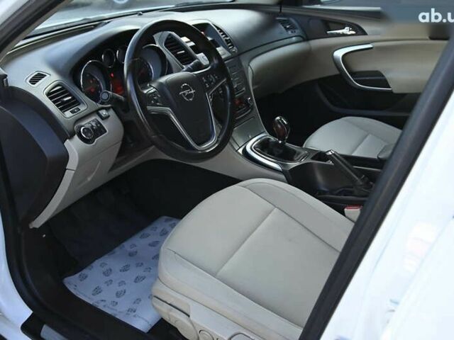 Опель Инсигния, объемом двигателя 0 л и пробегом 134 тыс. км за 7800 $, фото 14 на Automoto.ua