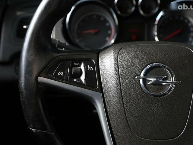 Опель Инсигния, объемом двигателя 2 л и пробегом 263 тыс. км за 8800 $, фото 16 на Automoto.ua
