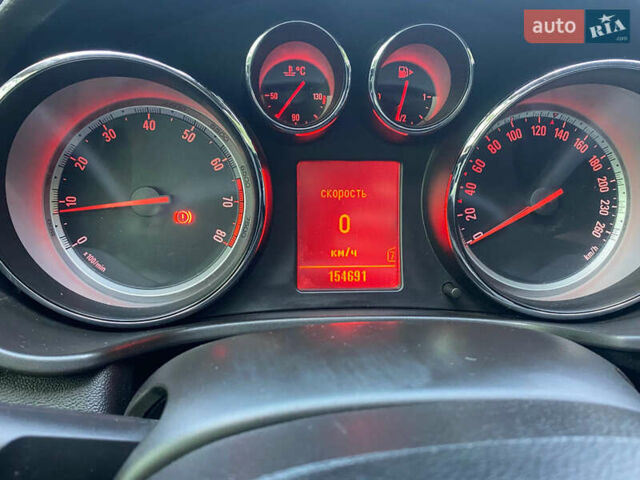 Опель Інсігнія, об'ємом двигуна 2 л та пробігом 155 тис. км за 6200 $, фото 22 на Automoto.ua