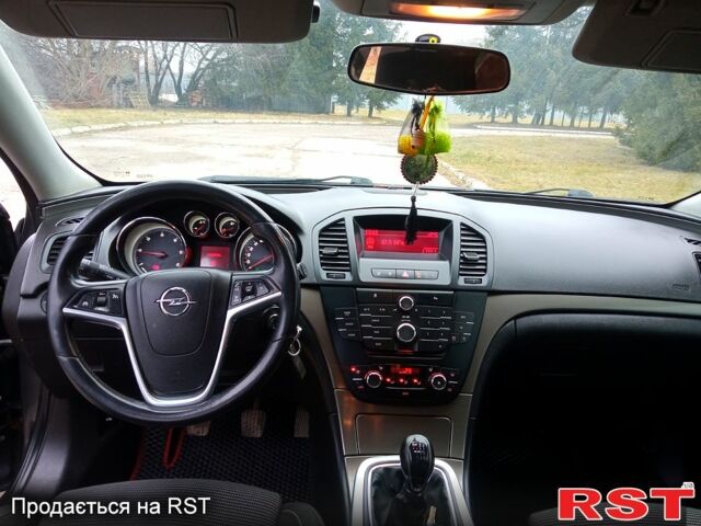 Опель Інсігнія, об'ємом двигуна 2 л та пробігом 355 тис. км за 7400 $, фото 1 на Automoto.ua