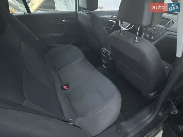 Опель Інсігнія 2010 у Белой Церкве на Automoto.ua Опель Інсігнія, об'ємом двигуна 2 л та пробігом 300 тис. км за 1999 $, фото 3 на Automoto.ua