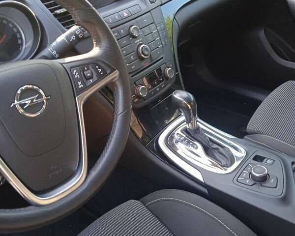 Опель Инсигния, объемом двигателя 2 л и пробегом 269 тыс. км за 9350 $, фото 3 на Automoto.ua