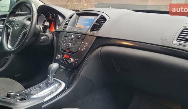 Опель Инсигния, объемом двигателя 1.96 л и пробегом 214 тыс. км за 9300 $, фото 3 на Automoto.ua