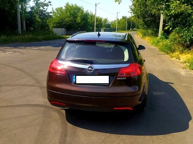 Опель Инсигния, объемом двигателя 2 л и пробегом 208 тыс. км за 8888 $, фото 5 на Automoto.ua