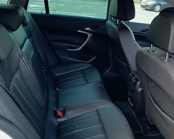 Опель Инсигния, объемом двигателя 1.96 л и пробегом 263 тыс. км за 9500 $, фото 19 на Automoto.ua