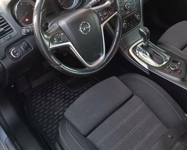 Опель Инсигния, объемом двигателя 2 л и пробегом 201 тыс. км за 10000 $, фото 17 на Automoto.ua