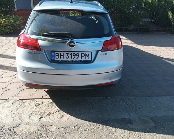 Опель Инсигния, объемом двигателя 2 л и пробегом 201 тыс. км за 10000 $, фото 4 на Automoto.ua