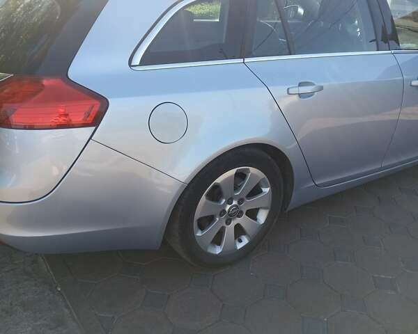 Опель Инсигния, объемом двигателя 2 л и пробегом 201 тыс. км за 10000 $, фото 3 на Automoto.ua