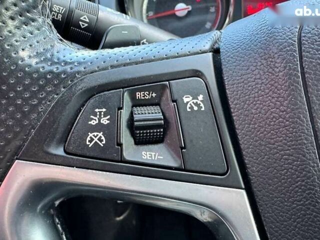 Опель Інсігнія, об'ємом двигуна 2.8 л та пробігом 153 тис. км за 13490 $, фото 16 на Automoto.ua