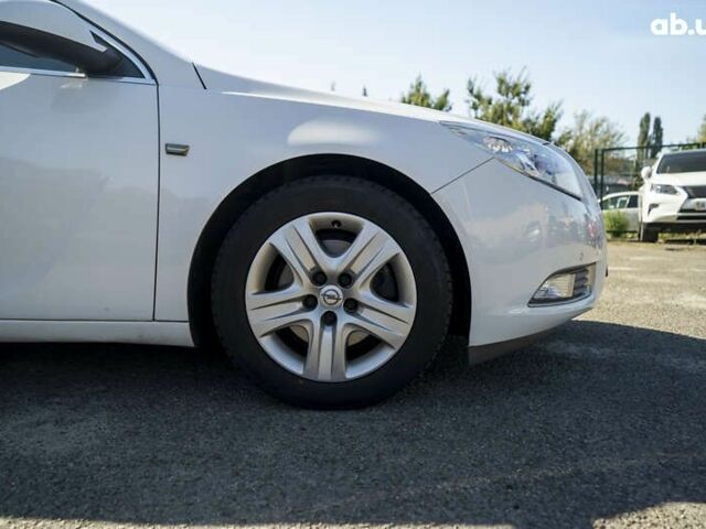 Опель Інсігнія, об'ємом двигуна 2 л та пробігом 239 тис. км за 9900 $, фото 5 на Automoto.ua